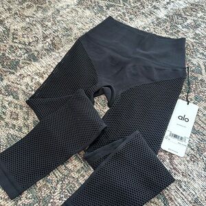 All Yoga Seamless High Waist 7/8 Limitless Open Air Legging (Size XS)